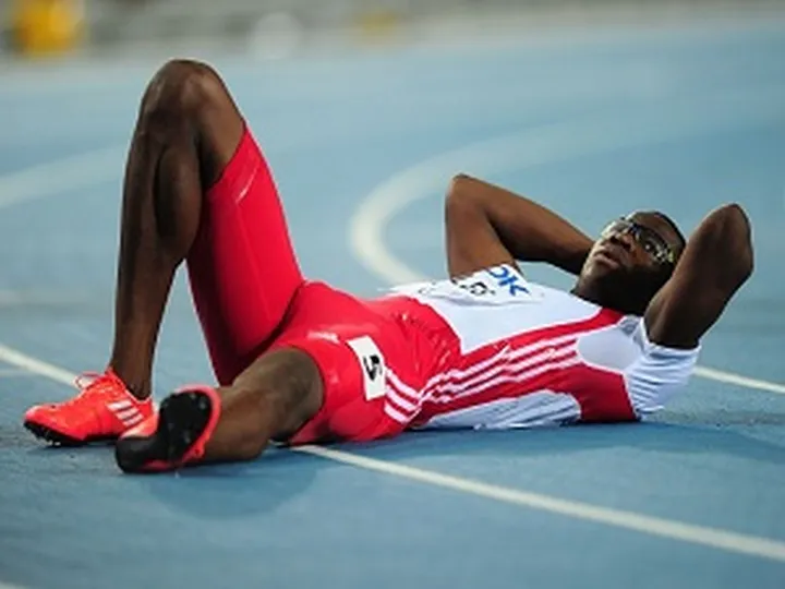 Robles through to 110m hurdles final