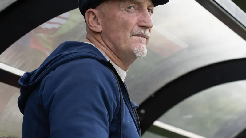 Rochdale vs Swindon - prediction, team news, lineups