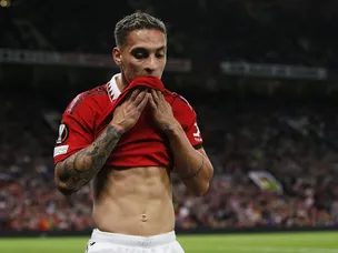 Man Utd vs. Everton injury, suspension list, predicted XIs