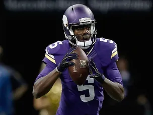 Vikings special teams score twice in first half