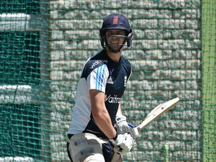 Alex Lees continues his fine form as Durham defeat Worcestershire to progress