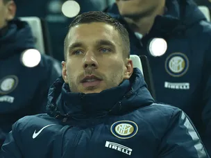 Podolski starts for Inter