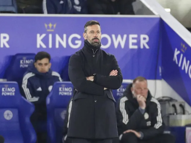 Manager of Leicester City Ruud van Nistelrooy during his side's Premier League match against Manchester United, on March 16, 2025