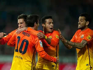 Barcelona stars hail Messi