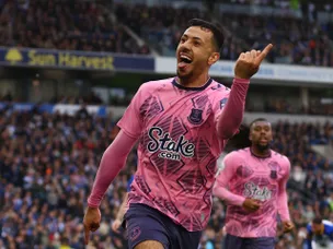 Everton stun Brighton to move out of relegation zone