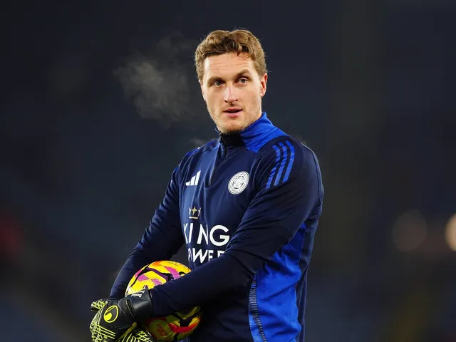 Leicester City goalkeeper Daniel Iversen on December 3, 2024
