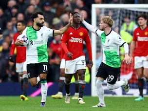Salah rescues point for Liverpool after Man Utd fightback