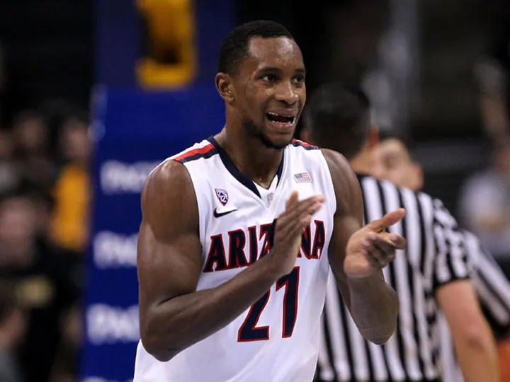 Nuggets waive Becton, Fogg