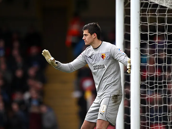 Bond pens new Watford deal