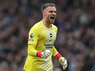 Spurs at risk of being 'torpedoed' in 'stunning' transfer move