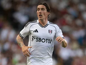 Transfer news and rumours: Leeds 'fail' with loan bid for Fulham attacker
