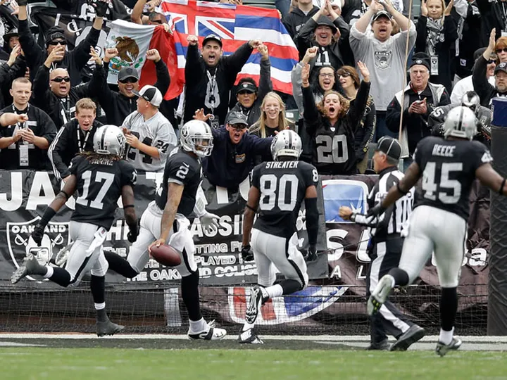 Pryor "surprised" by 93-yard touchdown