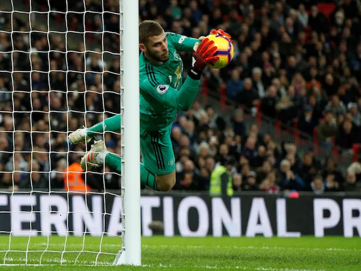 De Gea heroics help Man Utd extend winning run