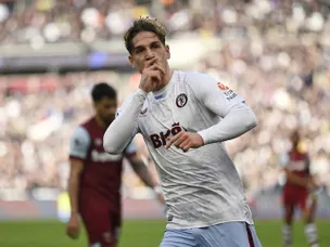 Zaniolo secures a point for Villa in chaotic clash with West Ham