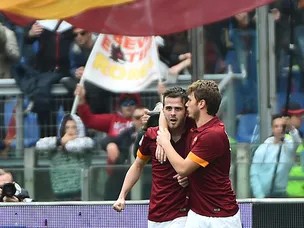 Pjanic goal enough for Roma