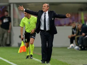 Rossi: 'I expect more from some players'