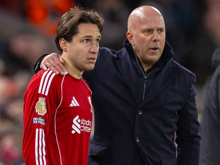 Chiesa injury absence explained by Slot as Liverpool transfer question answered