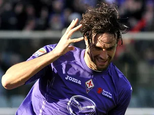 Toni partners Jovetic for Fiorentina
