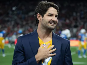 Former Chelsea forward 'holds discussions' over investment in League Two club