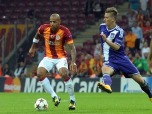 Galatasaray struggling against Anderlecht