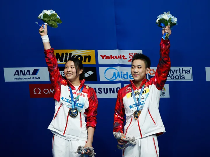 China win 3m mixed synchro