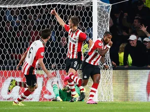 PSV stave off comeback to win nine-goal thriller