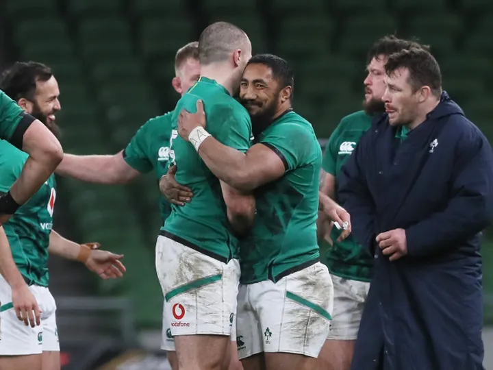 Keith Earls stars as Ireland march to victory over Scotland