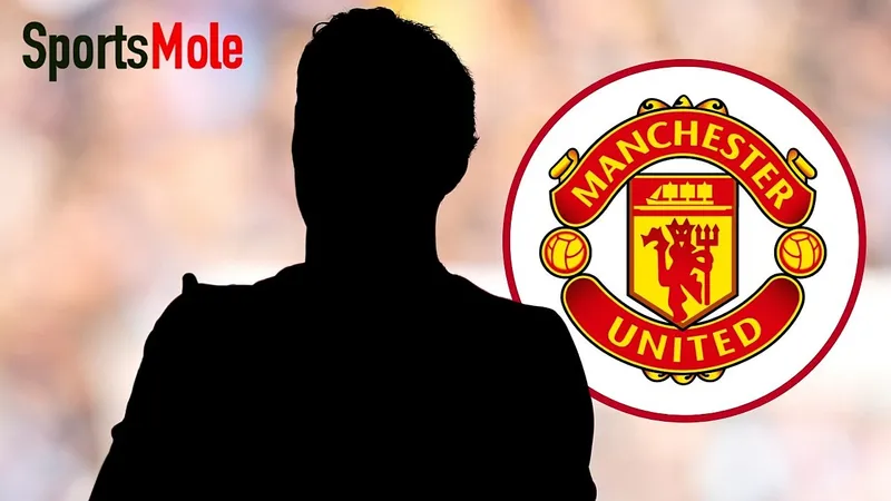Man Utd in 'pole position' to sign midfielder after Arsenal transfer decision