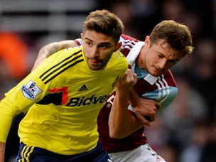 West Ham hold on to secure point