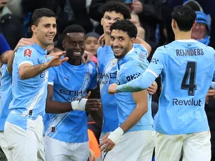 City beat Liverpool again as Guardiola breaks 71-year FA Cup record