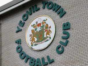 Yeovil strike late to undo Robins