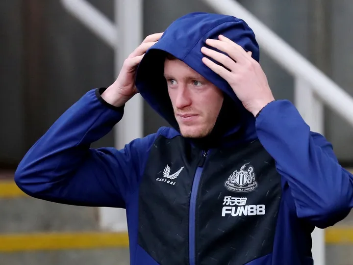 Eddie Howe 'keen for Sean Longstaff stay' 