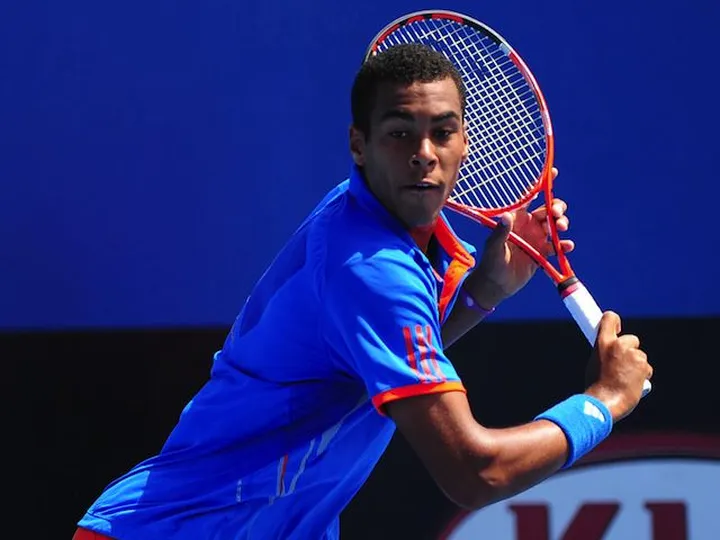 Ward-Hibbert bows out in quarter-final