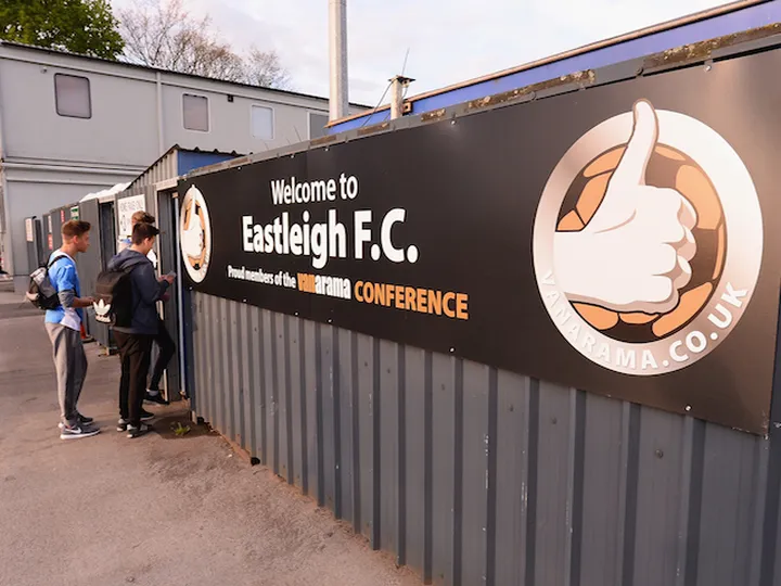 Traffic delays Conference Premier playoff tie