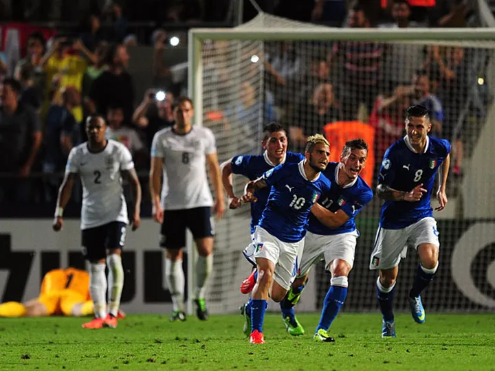 Insigne goal condemns England to defeat