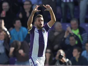 Real Valladolid lead Barcelona