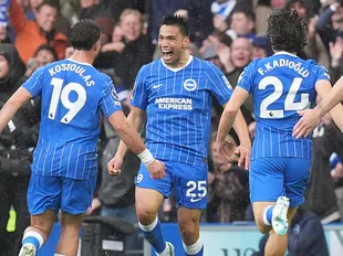Watch: Brighton's Gomez scores from halfway line against Crystal Palace