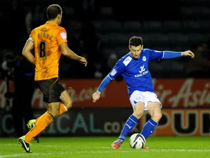 Leicester extend Wolves' winless run