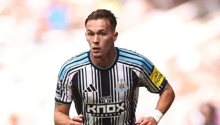 Newcastle lineup vs. Leeds: Predicted XI as Tino Livramento starts amid Amar Dedic injury concern