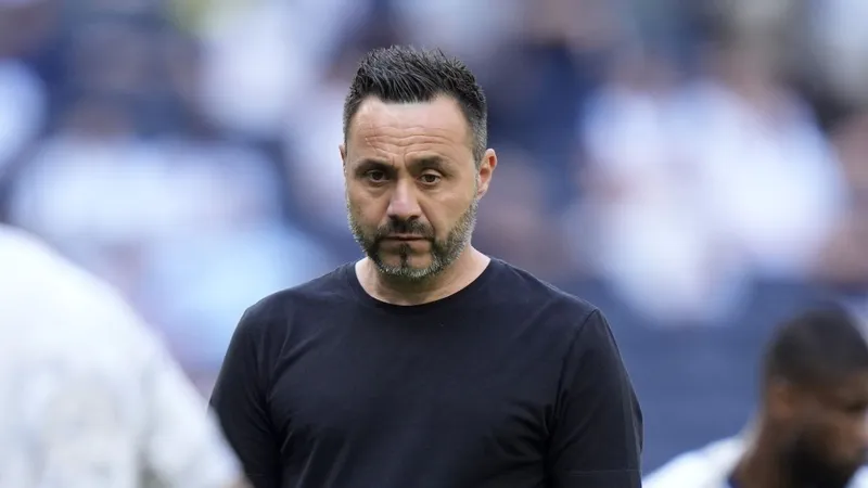 Spurs 'kickstart' plans for £42.5m exit amid Barca interest in star player