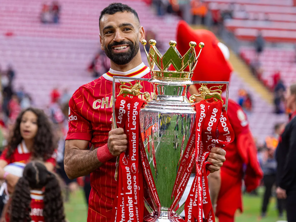 Man United vs. Liverpool all-time combined XI: Salah or Ronaldo? Trent or Neville? Van Dijk or Vidic?