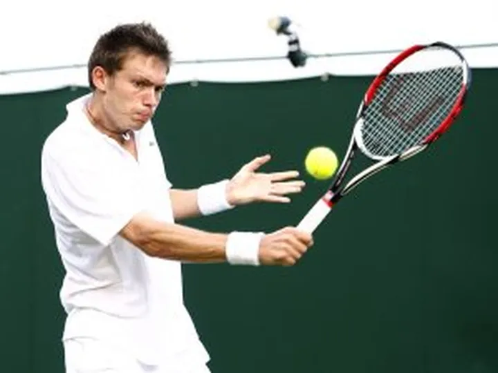 Mahut: 'Pressure on Murray'