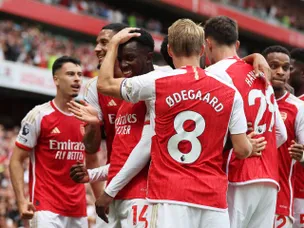 Arsenal secure nervy opening-day win over Nottingham Forest