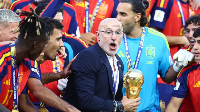 "What Luis deserves" - Spain make major announcement on De la Fuente's future