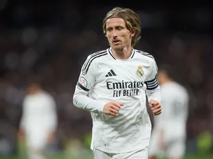 Three midfield targets identified as Mourinho seeks his 'new Modric' with Enzo Fernandez the preferred option