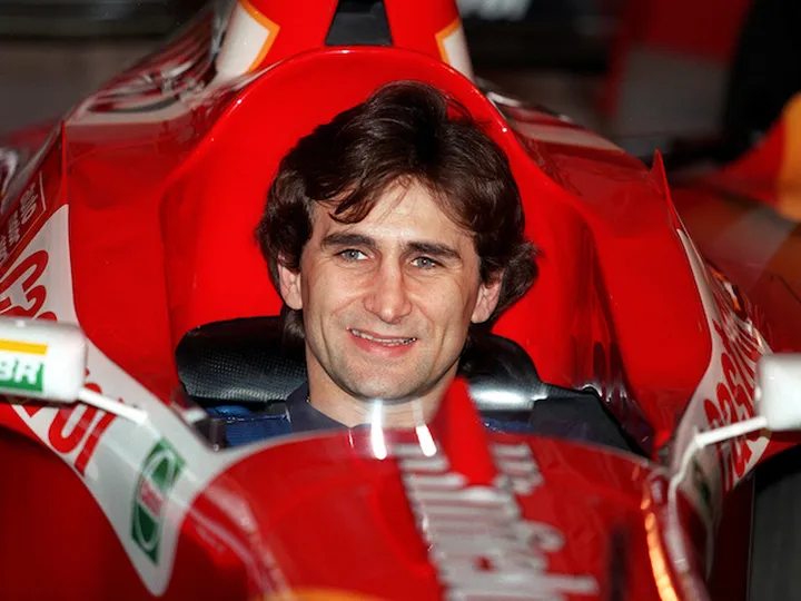 Alex Zanardi in serious condition with head injury after bike crash