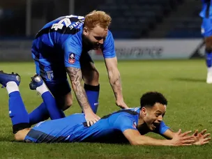 List leaves it late as Gillingham stun Cardiff