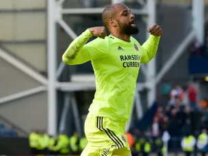 McGoldrick helps Sheffield United up to second