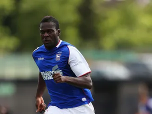 Ipswich cruise past Colchester