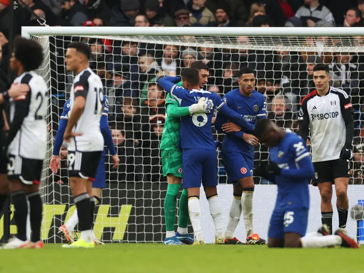 South American giants 'make official offer for Chelsea defender'